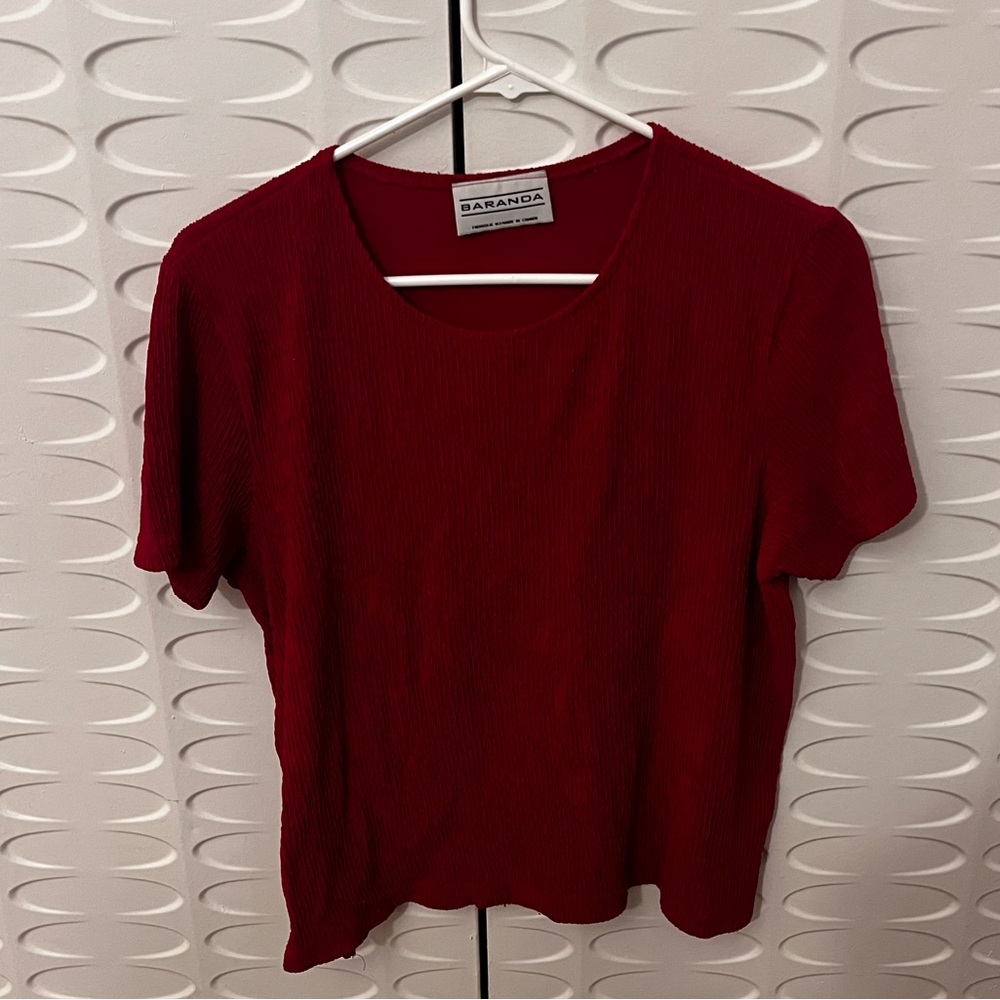 Cute Baranda Red Casual Women's Top, Size Small